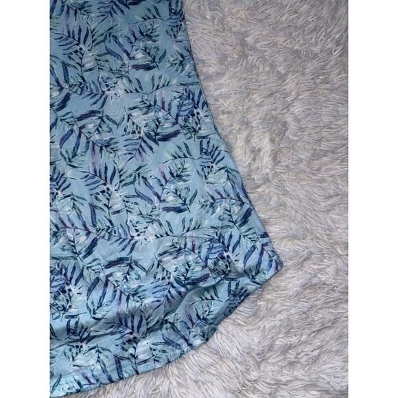 NineDaily women's sz. L Blue/ Aqua Design zip front top. New w/out tags. - Picture 3 of 9